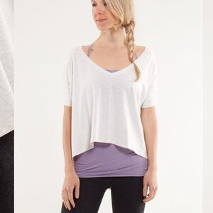 Lululemon My Mantra Cream V-Neck Women's Top Size 4 or XS